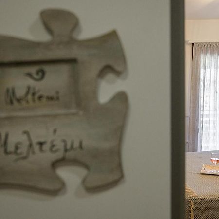 Meltemi Luxury Apartments Nea Roda Ngoại thất bức ảnh