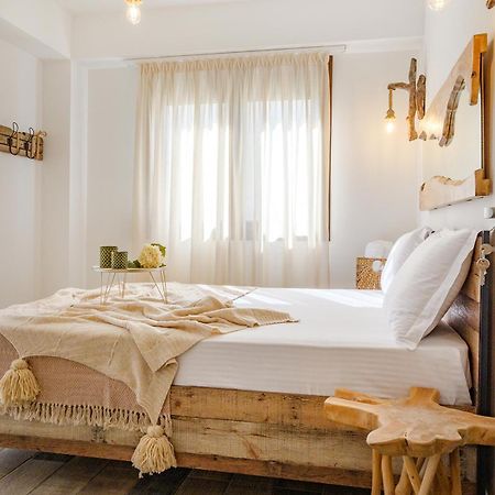 Meltemi Luxury Apartments Nea Roda Ngoại thất bức ảnh